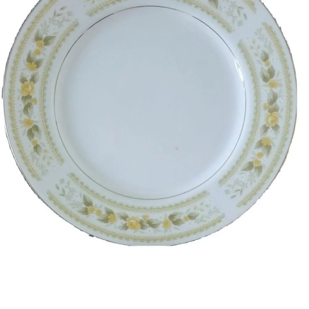 Vintage Mikasa Fine China Japan Oakdale Salad Plates 7.75